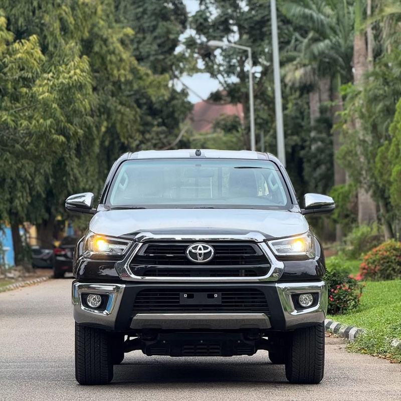 BRAND NEW 2025 TOYOTA HILUX SRS FOR SALE IN ABUJA image