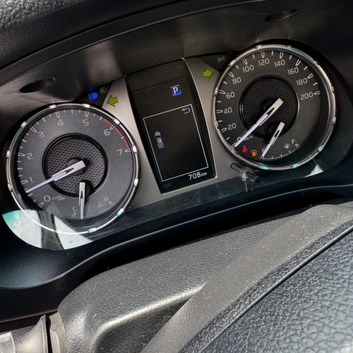 BRAND NEW 2025 TOYOTA HILUX SRS FOR SALE IN ABUJA