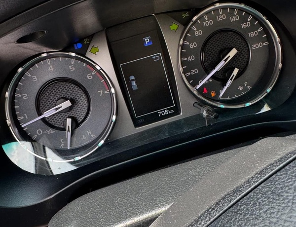 BRAND NEW 2025 TOYOTA HILUX SRS FOR SALE IN ABUJA