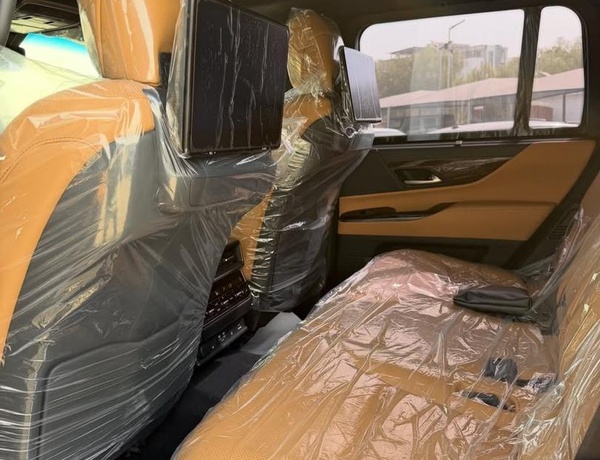 BRAND NEW (BULLETPROOF)  2025 LEXUS LX600  FOR SALE IN ABUJA