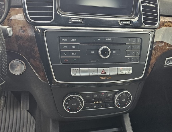 Mercedes-Benz GLE 350 in Asaba