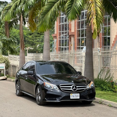 2015 MERCEDES BENZ  E400 IN ABUJA