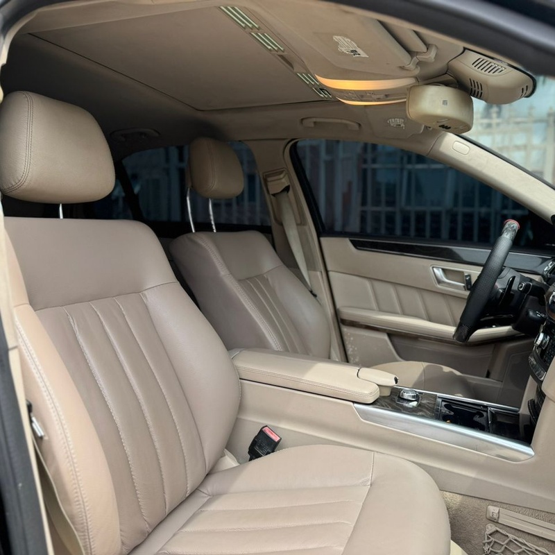 2015 MERCEDES BENZ  E400 IN ABUJA image