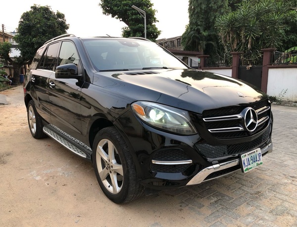 6MONTHS USED 2018 MERCEDES BENZ GLE350 4MATIC
