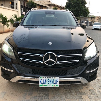 6MONTHS USED 2018 MERCEDES BENZ GLE350 4MATIC