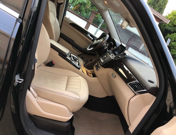 6MONTHS USED 2018 MERCEDES BENZ GLE350 4MATIC