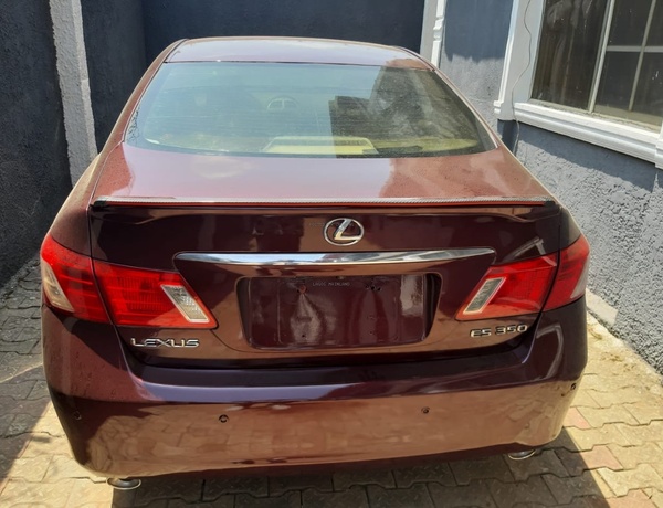 CLEAN REGISTERED 2008 LEXUS ES350 FOR SALE IN LAGOS