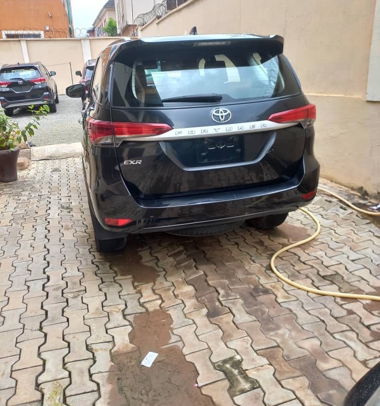 Few Months Used 2021 Toyota Fortuner EXR image
