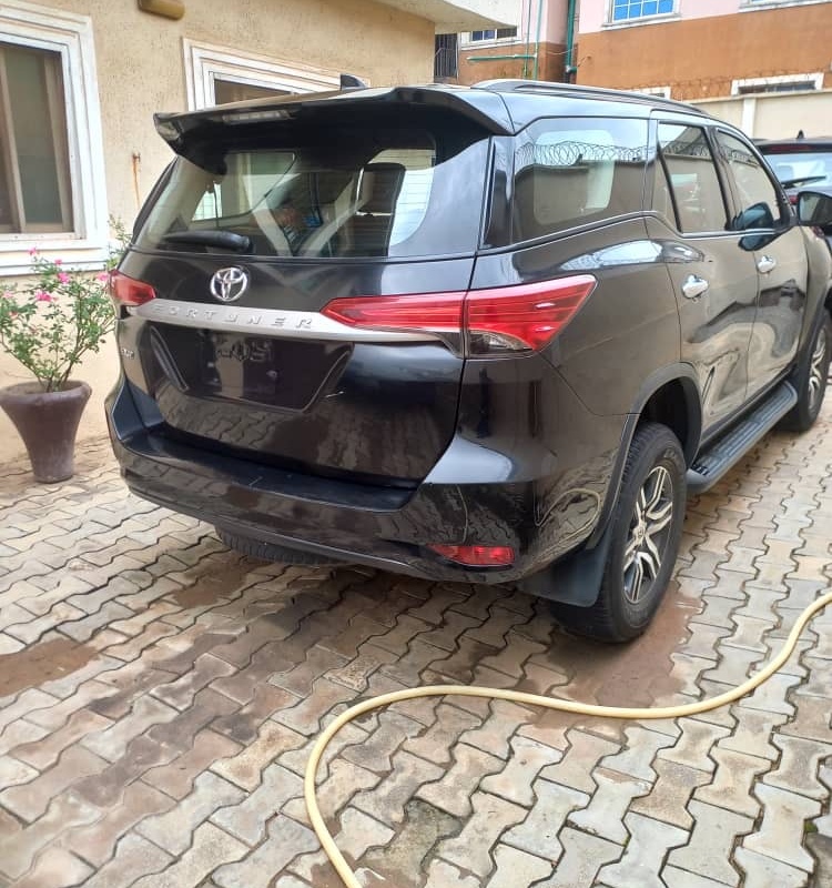Few Months Used 2021 Toyota Fortuner EXR image