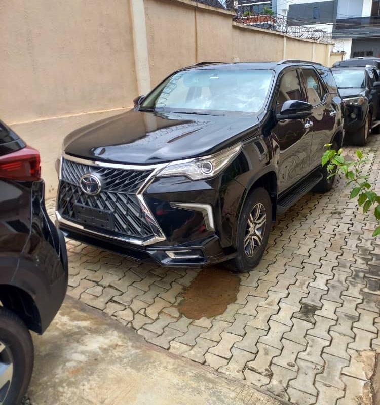 Few Months Used 2021 Toyota Fortuner EXR image
