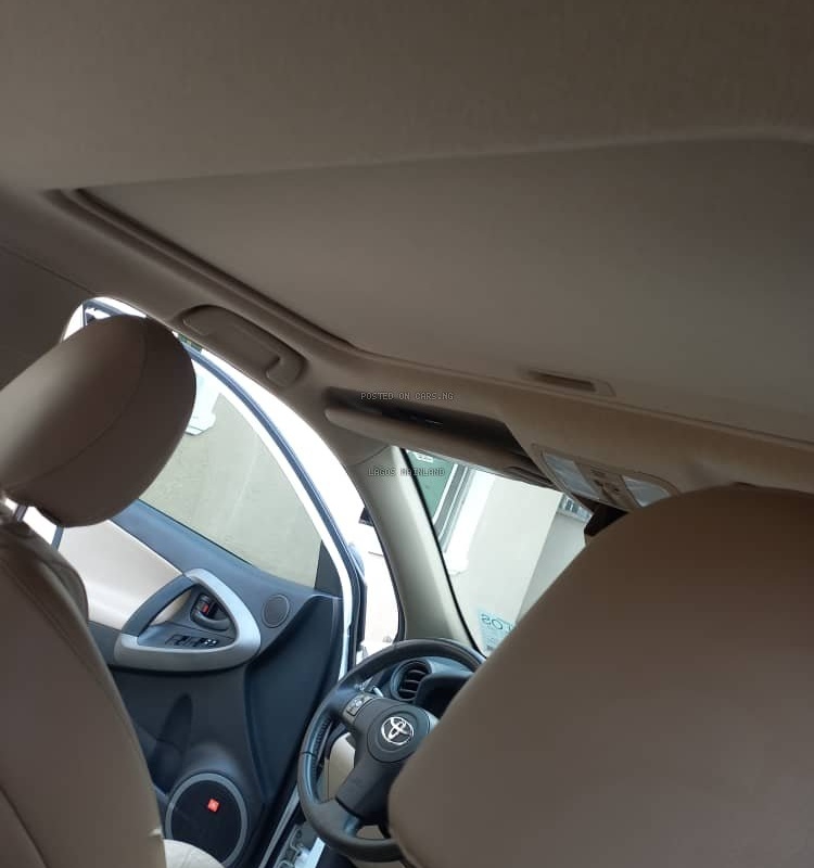 FOREIGN USED 2010 TOYOTA RAV4 LIMITED V6 image