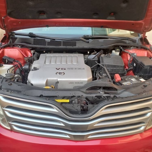 FOREIGN USED 2011 TOYOTA VENZA AWD V6 FOR SALE IN LAGOS