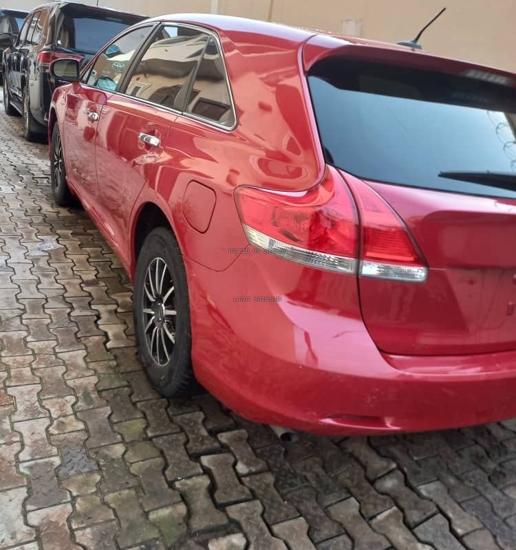 FOREIGN USED 2011 TOYOTA VENZA AWD V6 FOR SALE IN LAGOS image