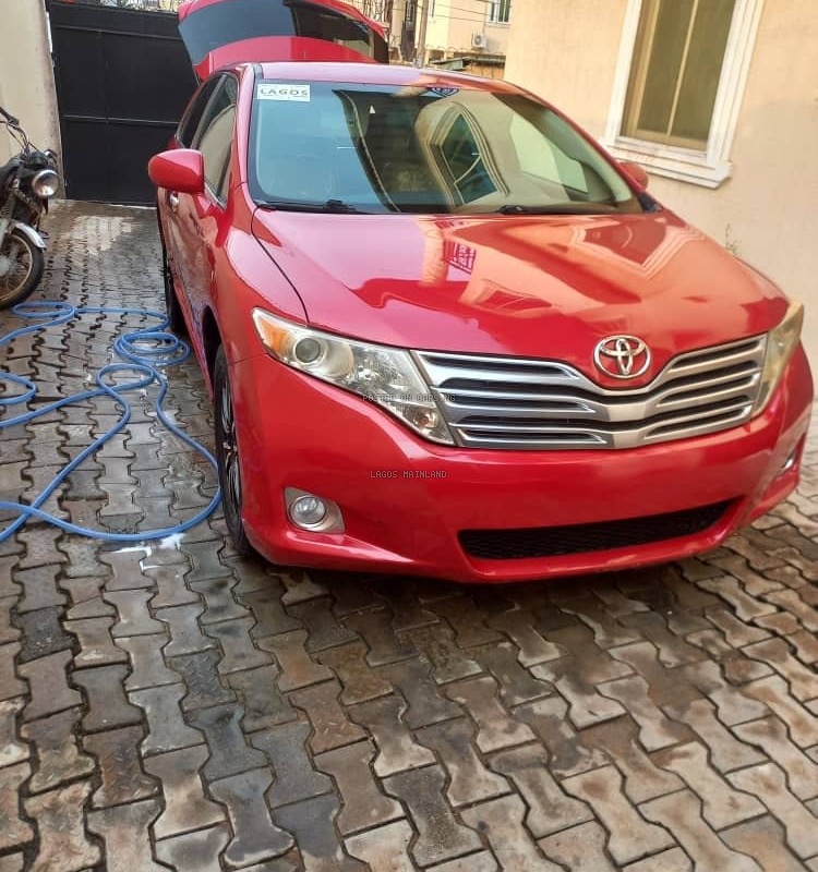 FOREIGN USED 2011 TOYOTA VENZA AWD V6 FOR SALE IN LAGOS image