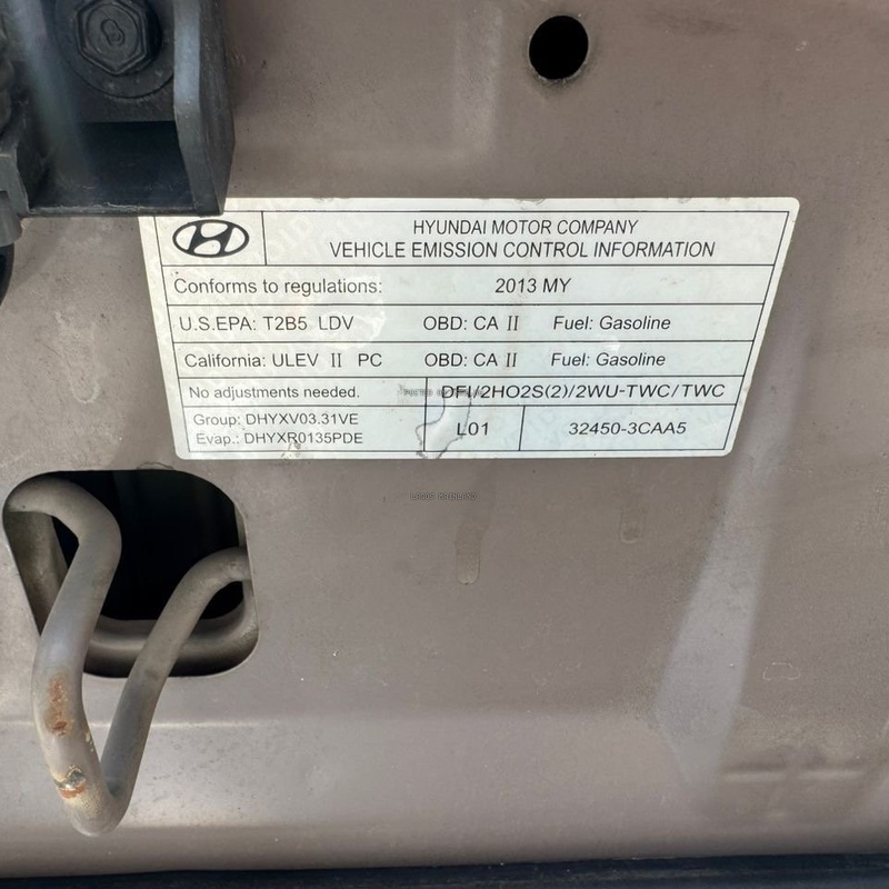 FOREIGN USED 2013 HYUNDAI SANTA FE LIMITED image