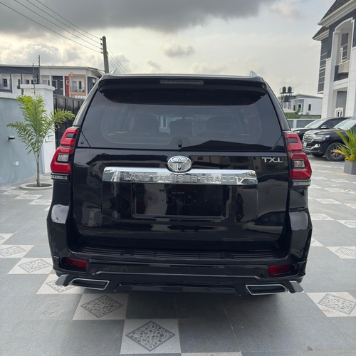 FOREIGN USED 2017 TOYOTA LANDCRUISER PRADO TXL