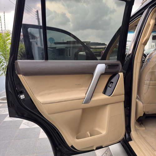 FOREIGN USED 2017 TOYOTA LANDCRUISER PRADO TXL