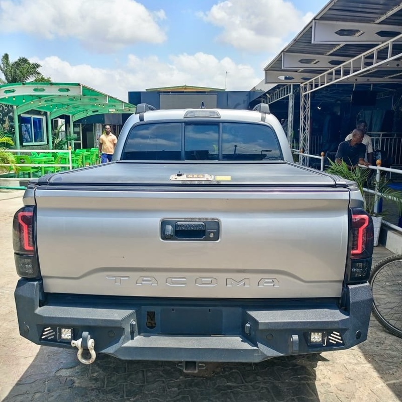 FOREIGN USED 2018 TOYOTA TACOMA TRD SPORT image