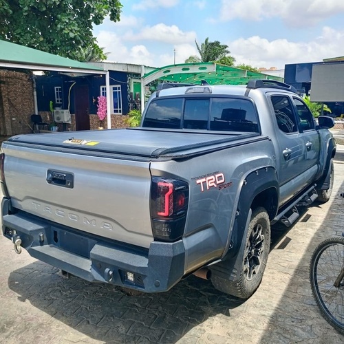FOREIGN USED 2018 TOYOTA TACOMA TRD SPORT