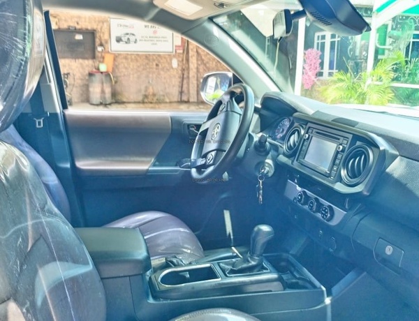 FOREIGN USED 2018 TOYOTA TACOMA TRD SPORT