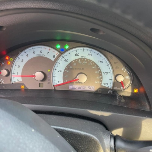 NEW ARRIVAL TOKUNBO 2011 TOYOTA CAMRY SE