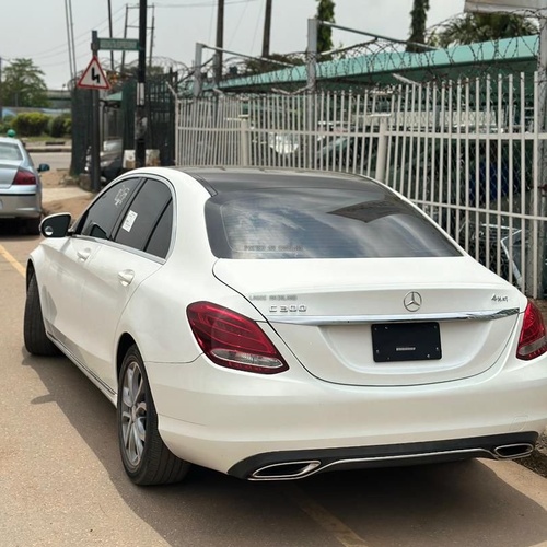 NEW ENTRY:FOREIGN USED 2016 MERCEDES BENZ C300 4MATIC