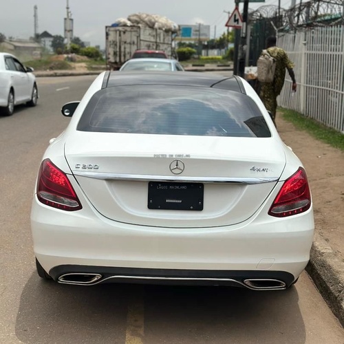 NEW ENTRY:FOREIGN USED 2016 MERCEDES BENZ C300 4MATIC