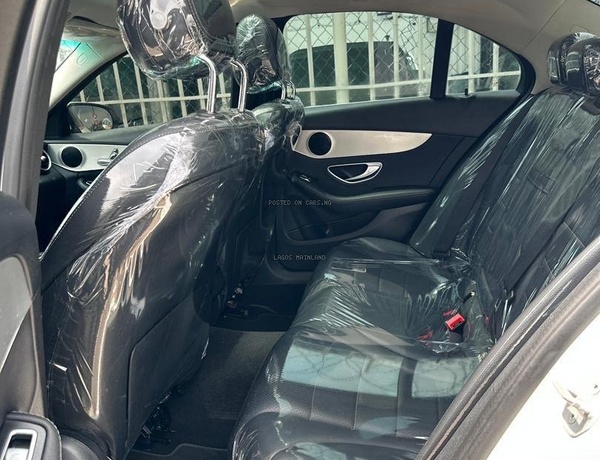 NEW ENTRY:FOREIGN USED 2016 MERCEDES BENZ C300 4MATIC
