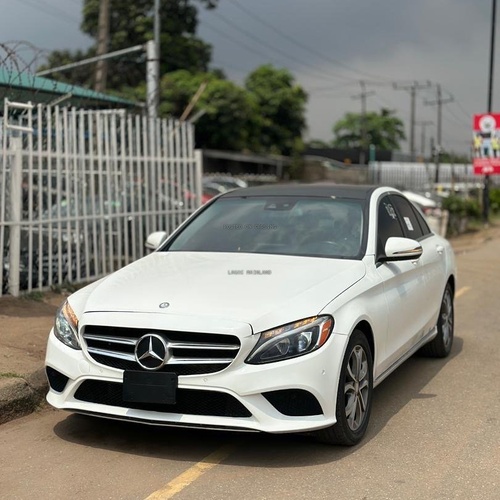 NEW ENTRY:FOREIGN USED 2016 MERCEDES BENZ C300 4MATIC