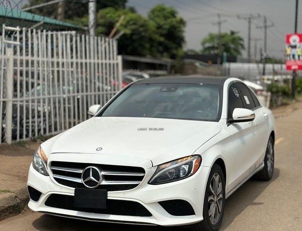 NEW ENTRY:FOREIGN USED 2016 MERCEDES BENZ C300 4MATIC