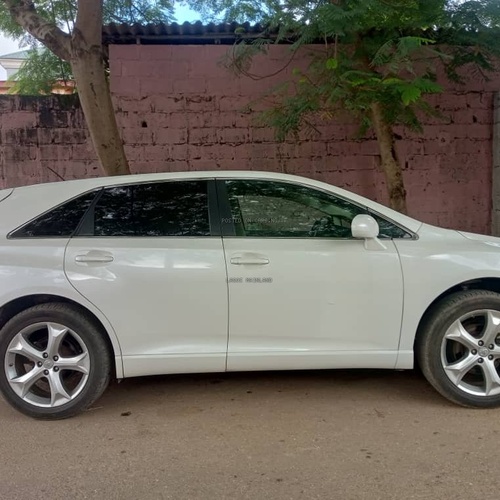 TOKUNBO 2010 TOYOTA VENZA AWD V6