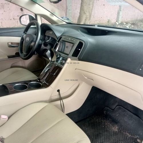 TOKUNBO 2010 TOYOTA VENZA AWD V6