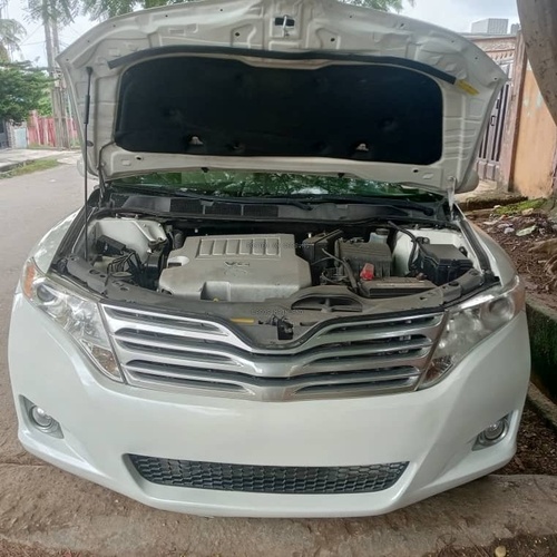 TOKUNBO 2010 TOYOTA VENZA AWD V6