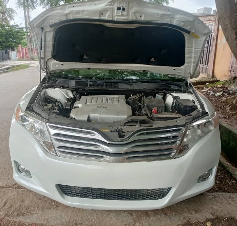 TOKUNBO 2010 TOYOTA VENZA AWD V6 image
