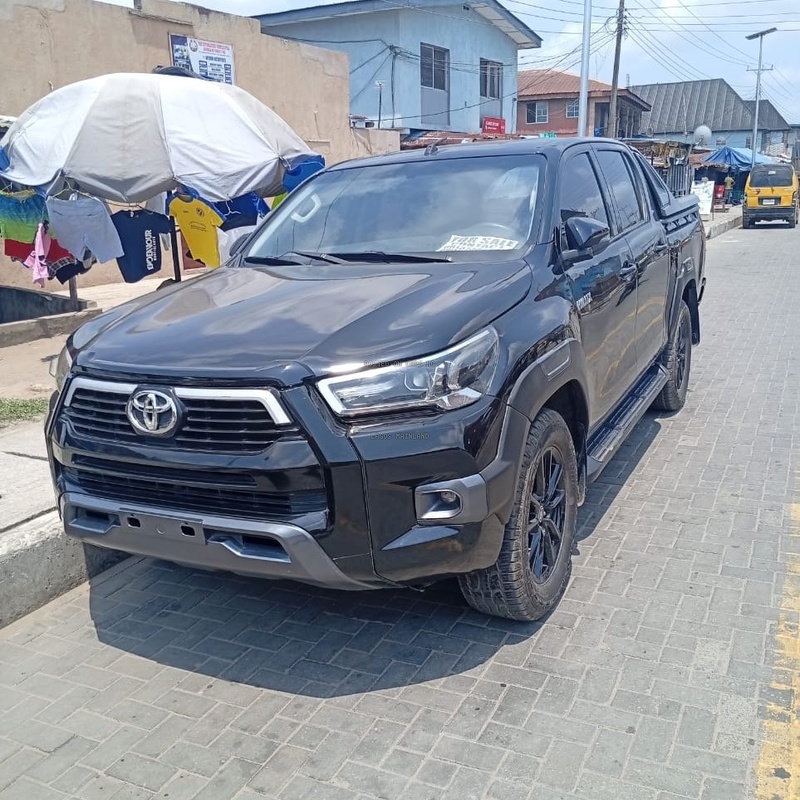 FORIEGN USED 2019 TOYOTA HILUX  image