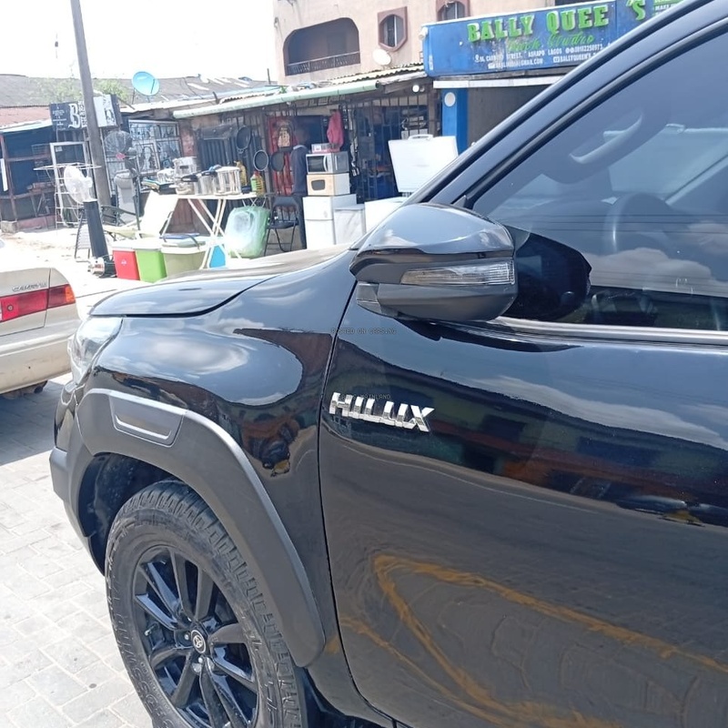 FORIEGN USED 2019 TOYOTA HILUX  image