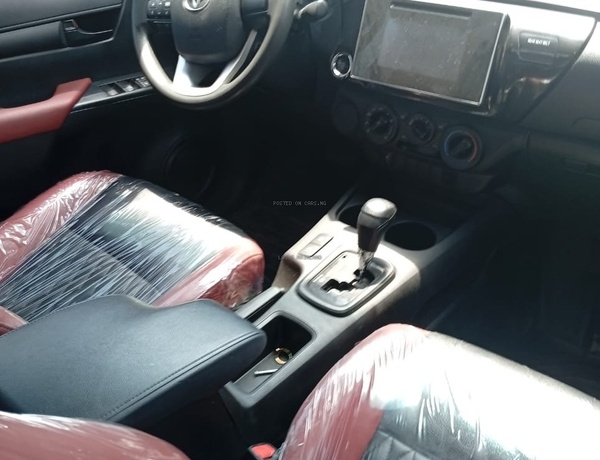 FORIEGN USED 2019 TOYOTA HILUX 