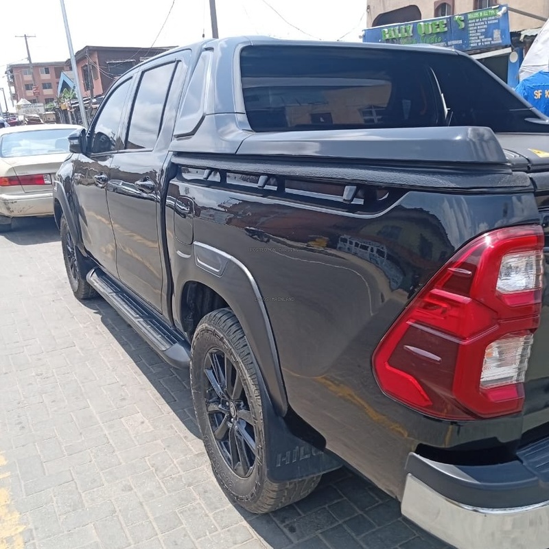 FORIEGN USED 2019 TOYOTA HILUX  image