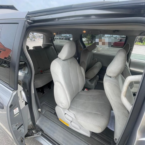 Toks Toyota Sienna 2011 In Lekki,Lagos
