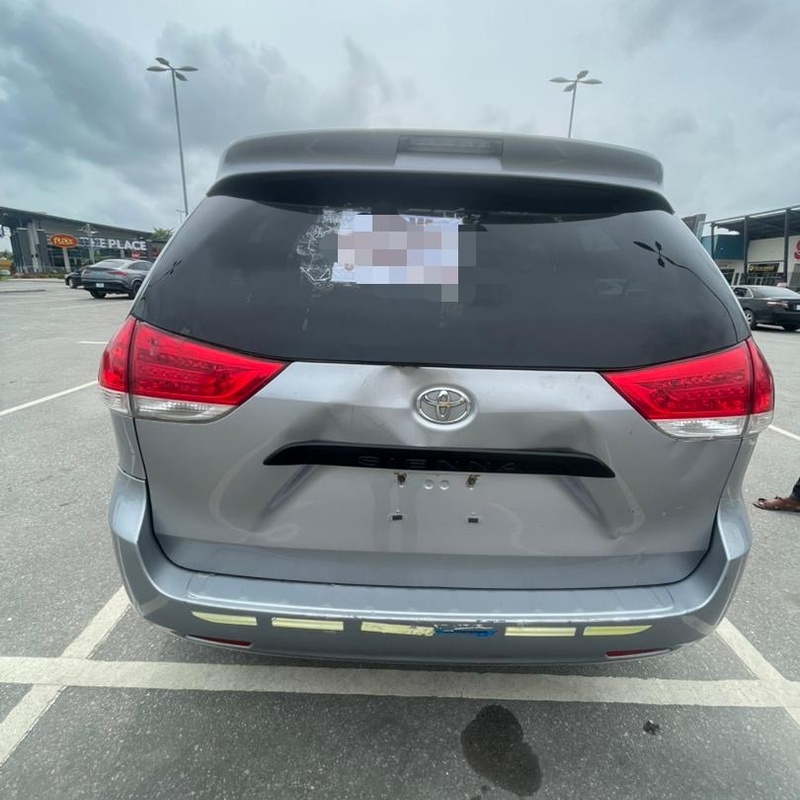 Toks Toyota Sienna 2011 In Lekki,Lagos image