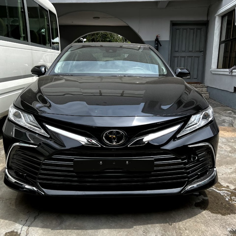 Brand New Toyota Camry XLE 3.5L 2024 Model image