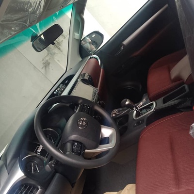 BRAND NEW TOYOTA HILUX PETROL 2.7L AT 2025 MODEL