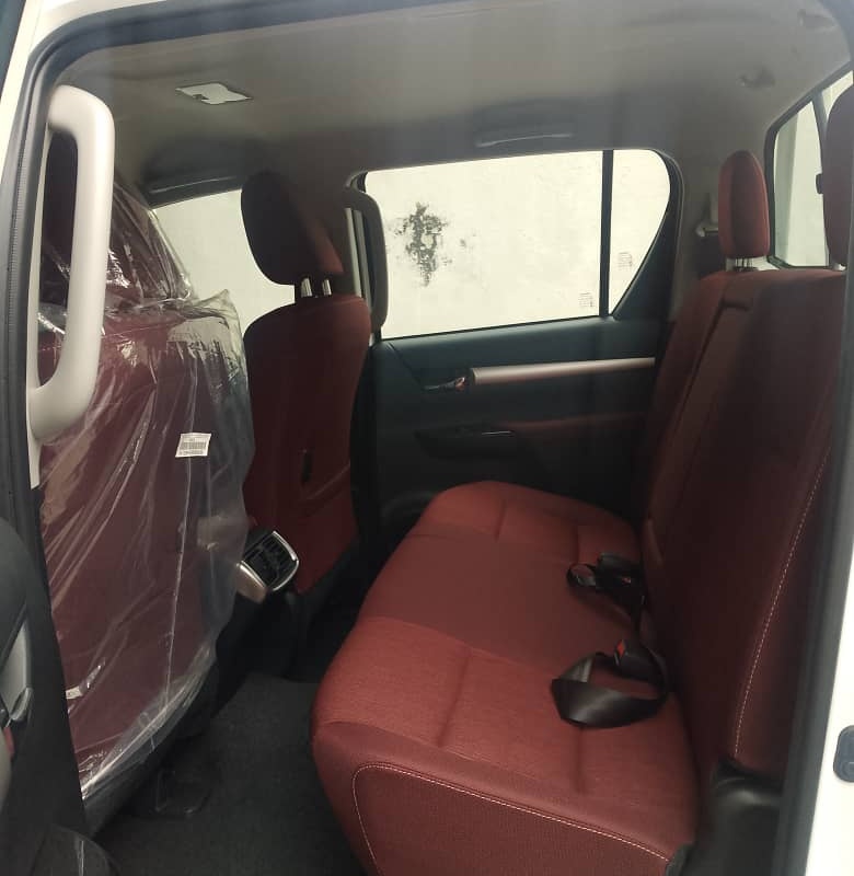 BRAND NEW TOYOTA HILUX PETROL 2.7L AT 2025 MODEL image