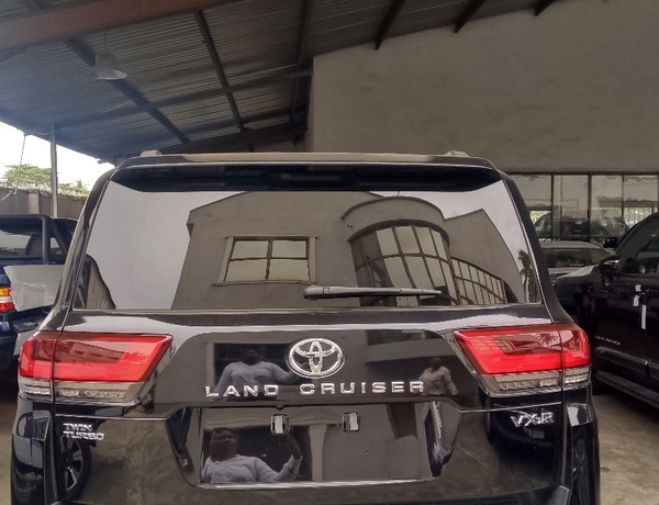 Brand New Toyota Landcruiser 3.5 TT VXR  2024 Model