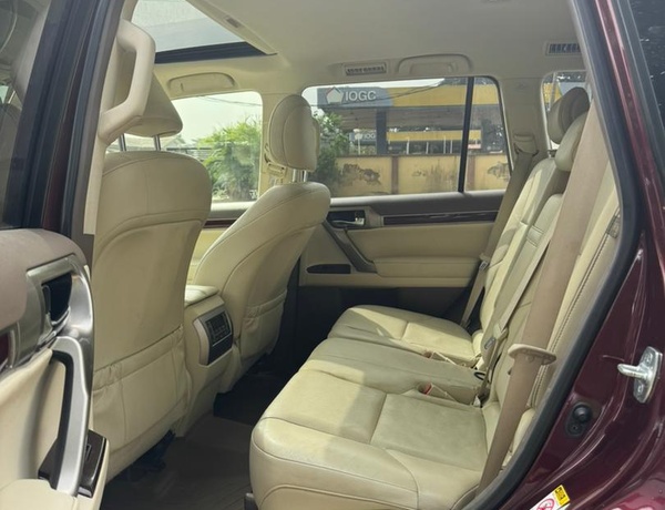 Foreign Used 2016 Lexus GX460 for Sale In Lagos