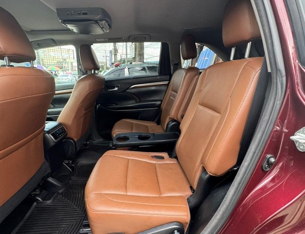 Foreign Used 2018 Toyota Highlander for Sale In Lagos