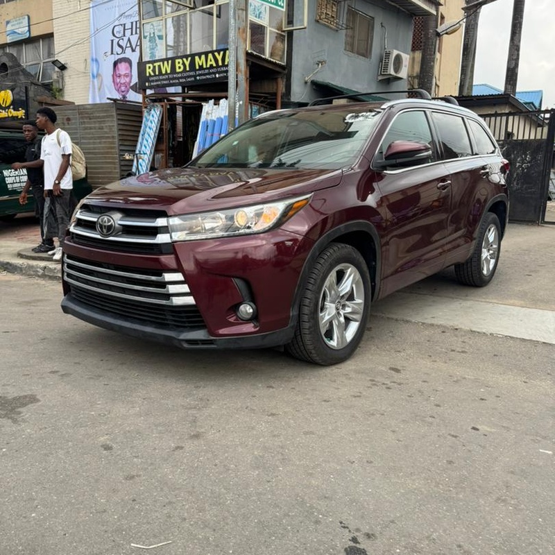 Foreign Used 2018 Toyota Highlander for Sale In Lagos image