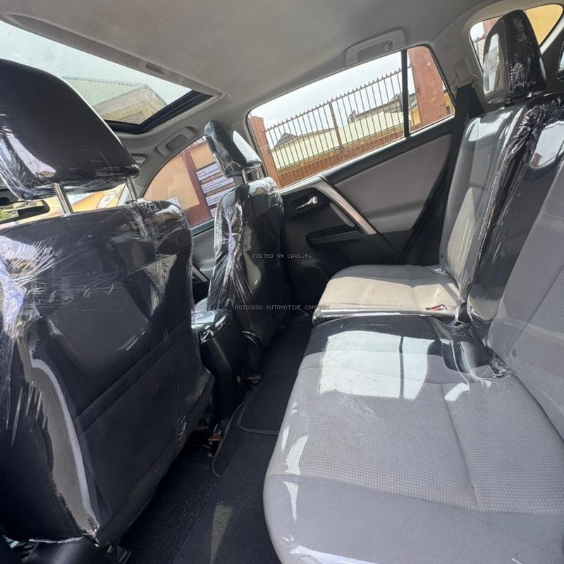 Registered 2017 Toyota Highlander for Sale In Yaba Lagos image