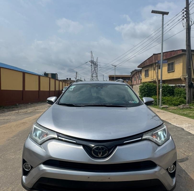 AutoDuru Automotive Company Hero Image