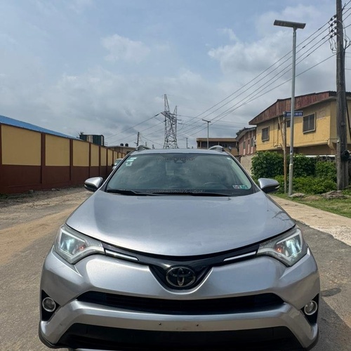 Registered 2017 Toyota Highlander for Sale In Yaba Lagos